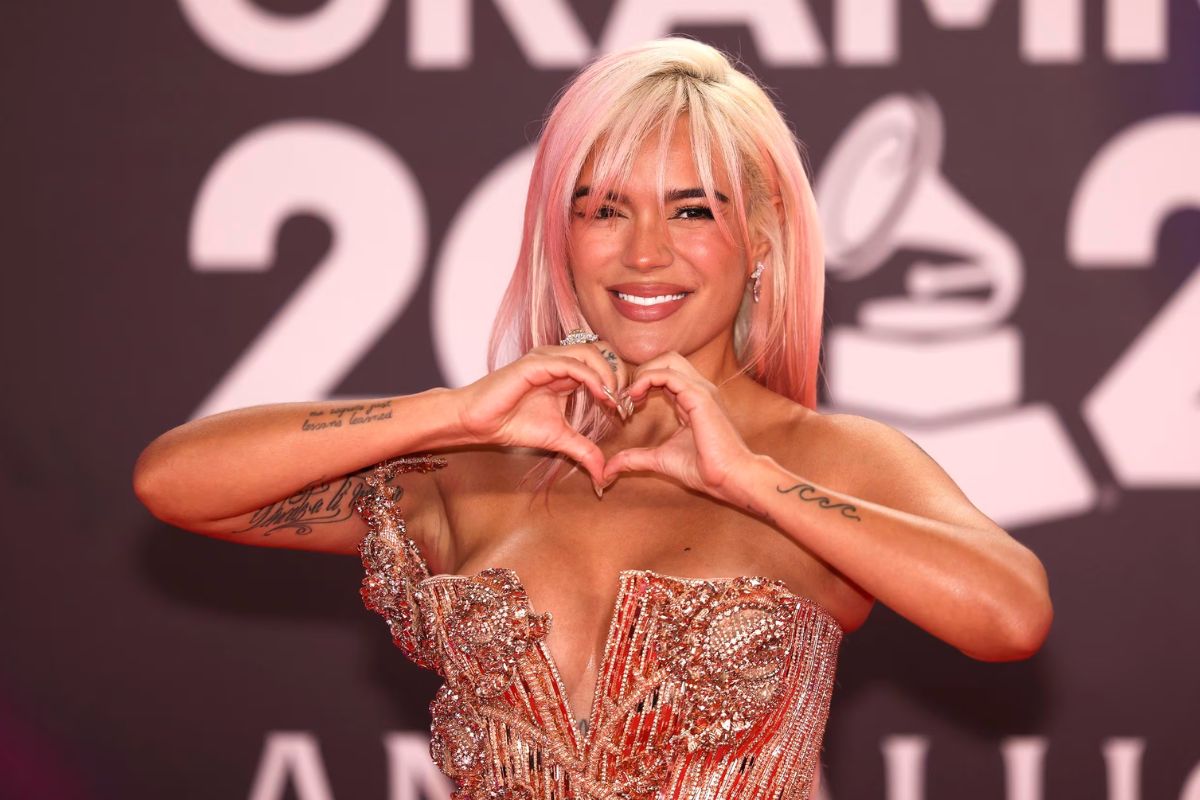 Karol G es coronada como Mujer del Año por Billboard, demostrando su influencia en la industria