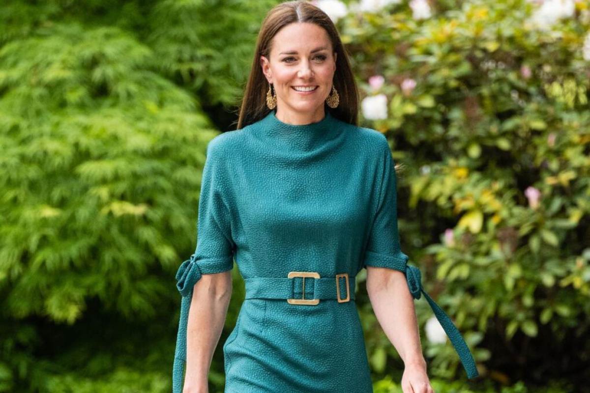 ¿Quiénes son las personas que aparecen en la fotografía que Kate Middleton guarda en su bolso como un tesoro