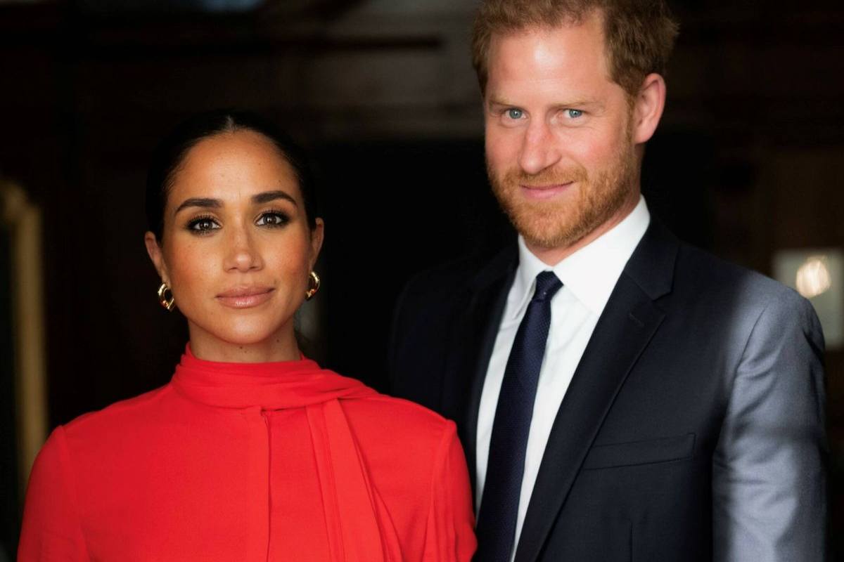 El príncipe Harry y Meghan Markle reciben 'nuevos títulos' de un exmayordomo de la princesa Diana