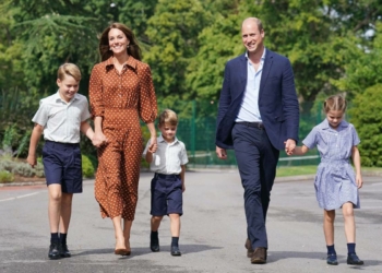El príncipe William y Kate Middleton alentarían a Charlotte y Louis a no trabajar como miembros de la realeza