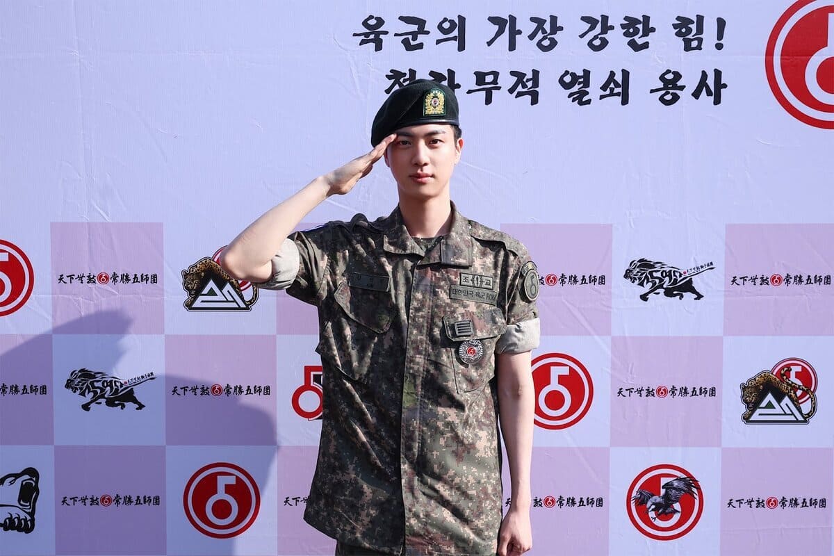 Jin de BTS regresa a las listas de Estados Unidos tras culminar su servicio militar