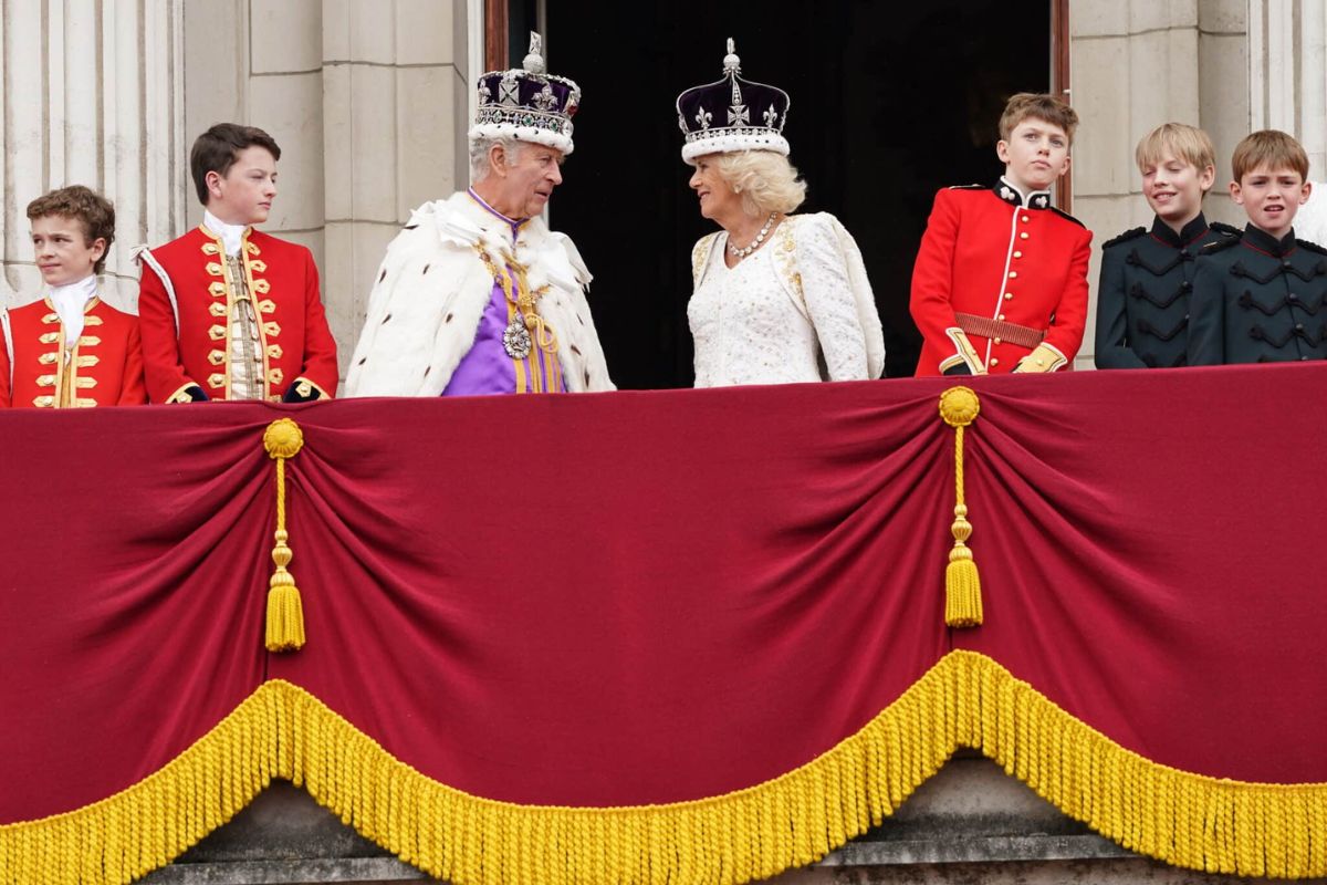 El Palacio de Buckingham abre al público la Sala Central en donde está el icónico balcón real