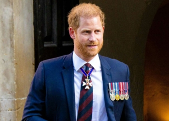 El príncipe Harry reveló que su disputa con tabloides de Estados Unidos deterioró su relación con la Familia Real