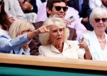 La reina Camilla hace acto de presencia en el torneo de tenis de Wimbledon