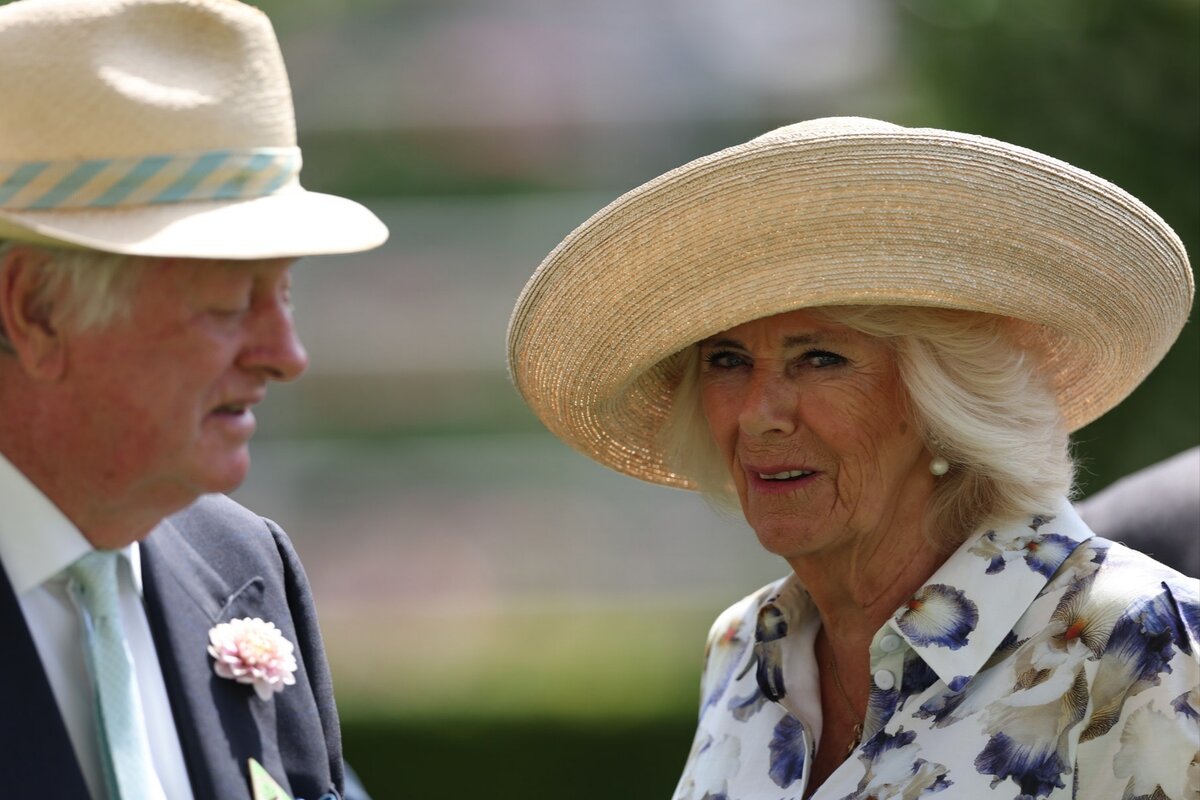 La reina Camilla tuvo un reencuentro con su ex esposo, Andrew Parker-Bowles