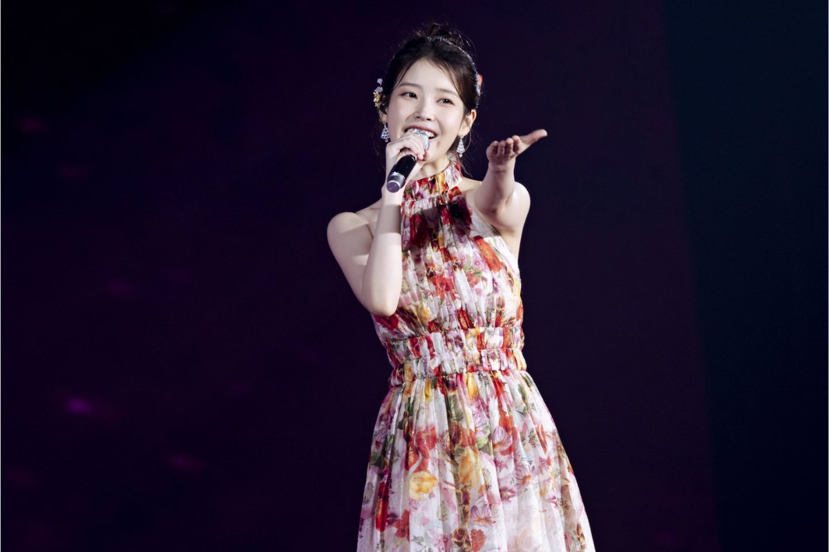 IU anuncia una presentación adicional para su gira 'IU HEREH WORLD TOUR 2024'