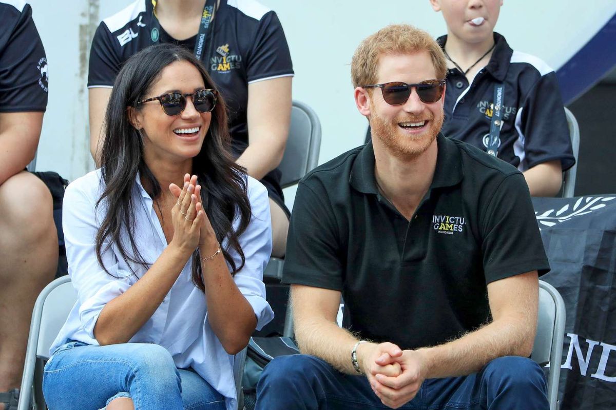 Según se informa, Meghan Markle está tratando de no controlar las acciones del Príncipe Harry