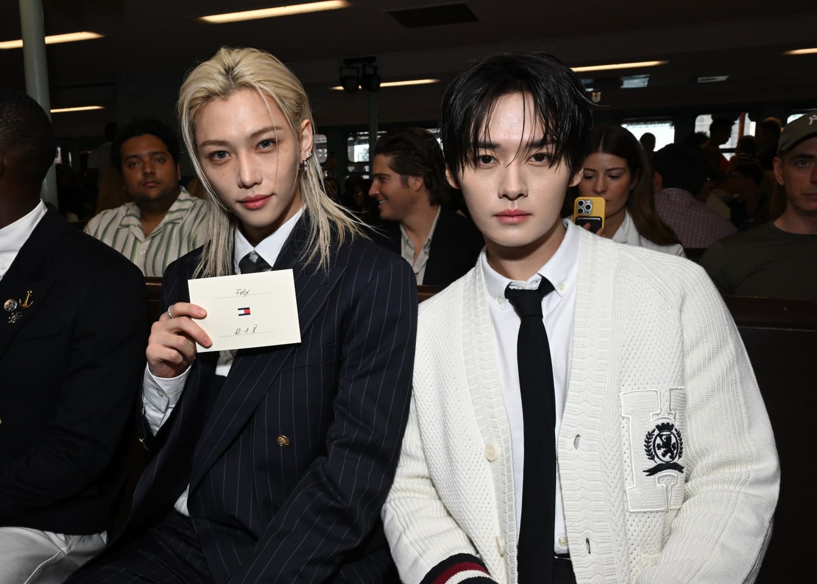 Felix y Lee Know de Stray Kids lucen más elegantes que nunca en Estados Unidos