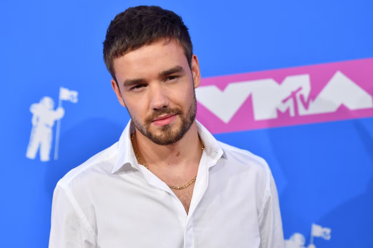 Tras perder la vida, Liam Payne sigue siendo juzgado en redes por abusar de su exnovia