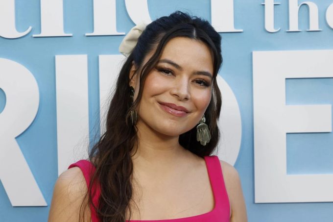 Miranda Cosgrove insinúa que están trabajando en un nuevo proyecto de 'iCarly'