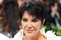 Kris Jenner sorprende con un impactante cambio de look 'parece otra persona'