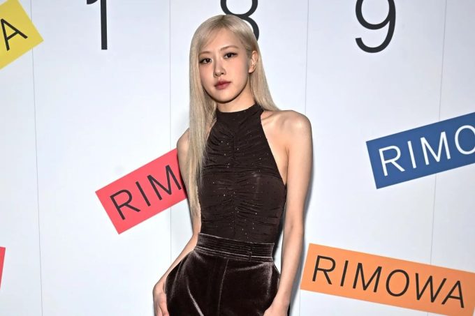 Rosé de BLACKPINK se disculpa por el "caótico" comportamiento de un bebé