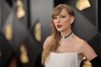 Taylor Swift hace emotiva visita a un hospital de niños en los Estados Unidos