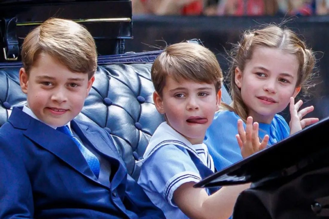 ¿Pueden los príncipes George, Charlotte y Louis conservar los regalos que recibieron en la caminata navideña?